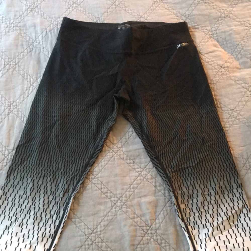 Calvin Klein black and white leggings